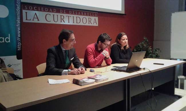 “DEBEMOS CONSEGUIR UNA VERDADERA INTEGRACIÓN DE LA PREVENCIÓN, EN LA GESTIÓN EMPRESARIAL DE ASTURIAS” “DEBEMOS CONSEGUIR UNA VERDADERA INTEGRACIÓN DE LA PREVENCIÓN, EN LA GESTIÓN EMPRESARIAL DE ASTURIAS”