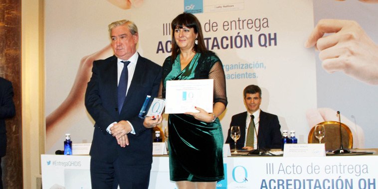 FRATERNIDAD-MUPRESPA RECIBE LA ACREDITACIÓN QH + A SU CALIDAD ASISTENCIAL FRATERNIDAD-MUPRESPA RECIBE LA ACREDITACIÓN QH + A SU CALIDAD ASISTENCIAL