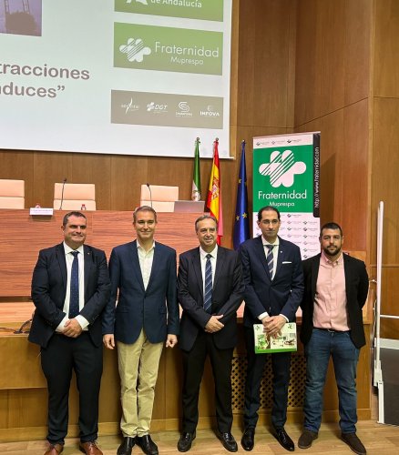 Foto de grupo de los ponentes 