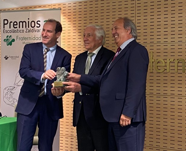 José Labrador, Carlos Espinosa de los Monteros y Rafael Pérez-Montes