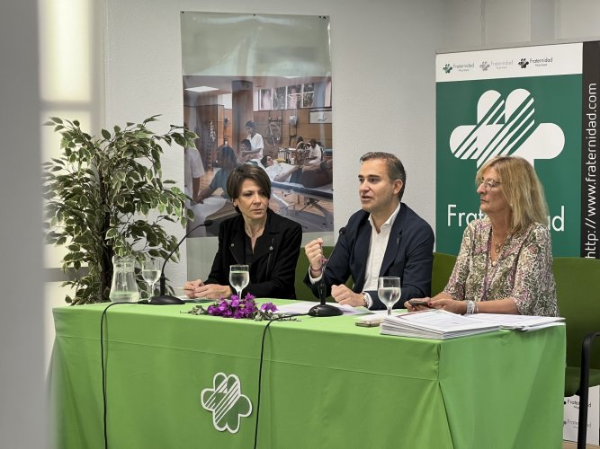 Mar Morales, Amós García y Matilde Góngora